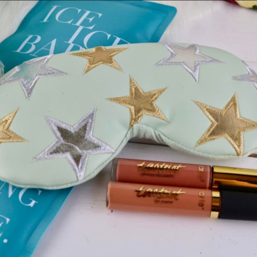 Free People & Understated Leather Cooling Star Eye Mask.‎ M-12